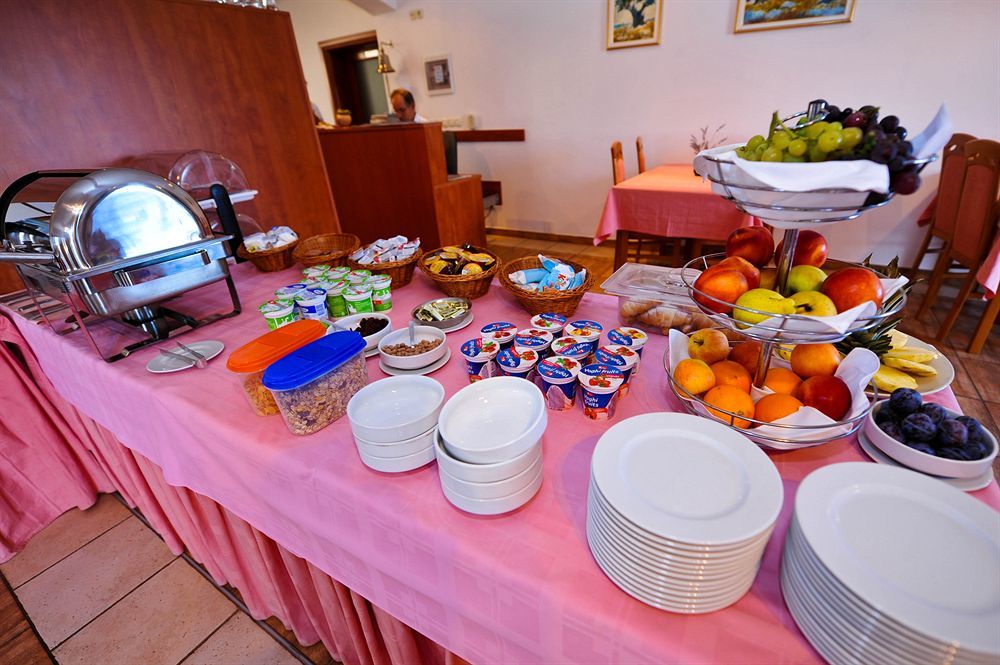 Bed & Breakfast Jugo Novalja Exterior foto